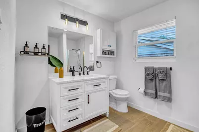 5918 Lattimer Drive, Houston, TX 77035 - Photo 33