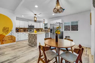 5918 Lattimer Dr, Houston, TX 77035 - Photo 7