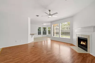1925 Lori Court, Seabrook, TX 77586 - Photo 7
