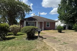 5501 Malmedy Rd, Houston, TX 77033 - Photo 3