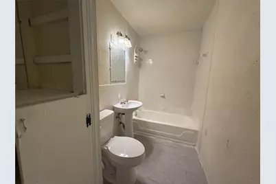 5501 Malmedy Road, Houston, TX 77033 - Photo 9