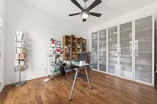 7703 Janak Dr, Houston, TX 77055 - Photo 25