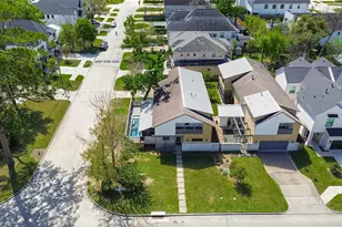 7703 Janak Dr, Houston, TX 77055 - Photo 45