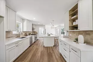 2706 Bernadette Ln, Houston, TX 77043 - Photo 19