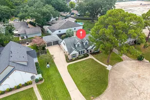 2706 Bernadette Ln, Houston, TX 77043 - Photo 15