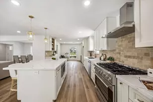 2706 Bernadette Ln, Houston, TX 77043 - Photo 7