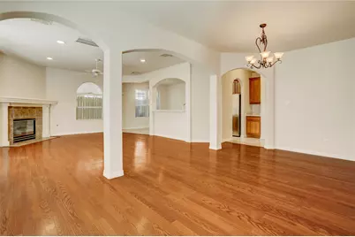 7630 N Linpar Court, Houston, TX 77040 - Photo 5