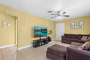 838 Rosewick St, Houston, TX 77015 - Photo 3