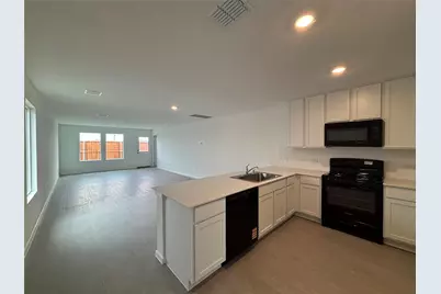 7607 Madrid Manor, Richmond, TX 77469 - Photo 5