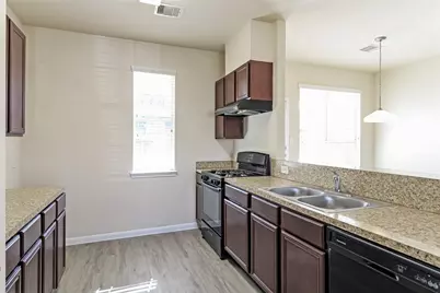 9727 Elia Court, Houston, TX 77044 - Photo 5