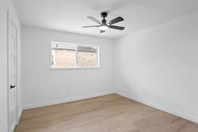 6114 Valkeith Drive, Houston, TX 77096 - Photo 17