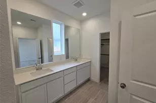 1023 Blue Stone Dr, Beasley, TX 77417 - Photo 9