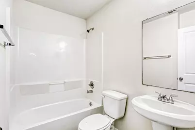 8837 Crestview Drive #A-B, Houston, TX 77078 - Photo 9