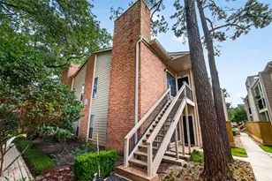 2001 Bering Dr, Houston, TX 77057 - Photo 1