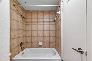 2001 Bering Dr, Houston, TX 77057 - Photo 21