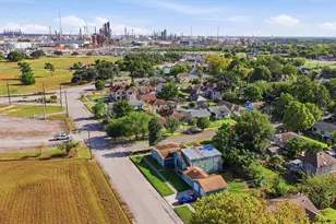 3420 Illinois St, Baytown, TX 77520 - Photo 5