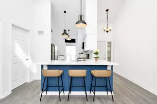 176 April Point Dr N, Conroe, TX 77356 - Photo 5