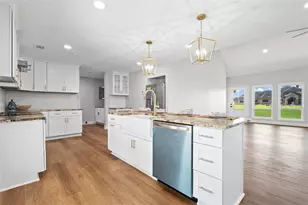9035 N Point Dr, Beach City, TX 77523 - Photo 17