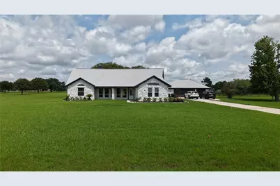 9035 N Point Drive, Beach City, TX 77523 - Photo 3