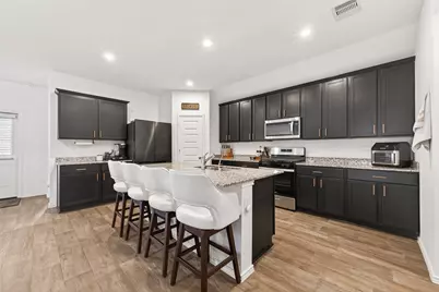 7319 Canyon Stream Street, Richmond, TX 77469 - Photo 11