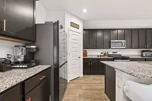 7319 Cyn Strm St, Richmond, TX 77469 - Photo 17