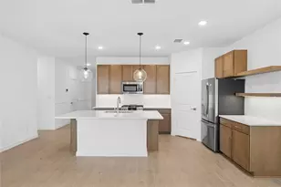 693 Daniels Lk Ln, Dayton, TX 77535 - Photo 11
