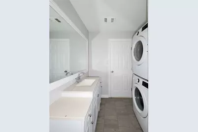 2513 Kowis #B, Houston, TX 77093 - Photo 19