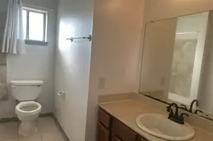 402 Juniper Ct, Stafford, TX 77477 - Photo 9