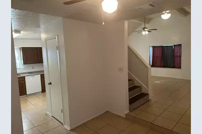 402 Juniper Court, Stafford, TX 77477 - Photo 3