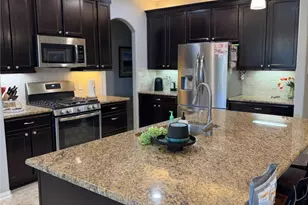 616 Dogwood Ct, Sealy, TX 77474 - Photo 9