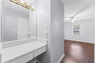 3535 Nasa Rd 1 Pkwy, Seabrook, TX 77586 - Photo 13