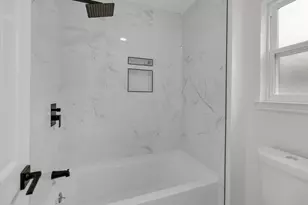 6239 Oak Pass Dr, Houston, TX 77091 - Photo 41