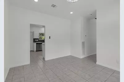 6239 Oak Pass Drive, Houston, TX 77091 - Photo 19