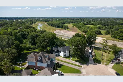 6239 Oak Pass Drive, Houston, TX 77091 - Photo 15