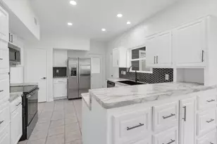 6239 Oak Pass Dr, Houston, TX 77091 - Photo 13