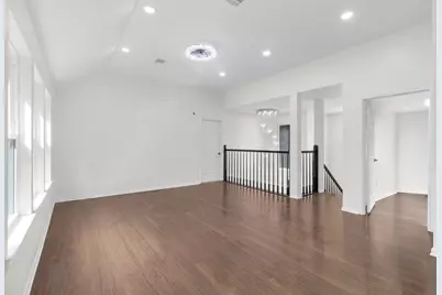 6239 Oak Pass Drive, Houston, TX 77091 - Photo 25