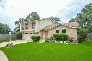 10707 Sagewind Cir, Houston, TX 77089 - Photo 1