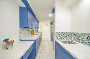 10707 Sagewind Cir, Houston, TX 77089 - Photo 17