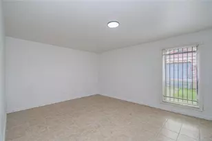 8034 Antoine Dr, Houston, TX 77088 - Photo 15