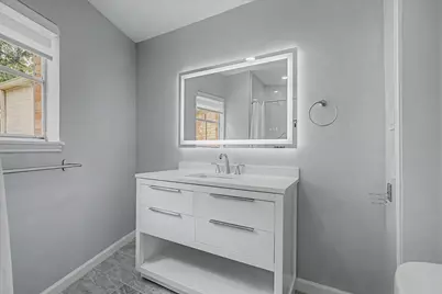 13198 Trail Hollow Drive #3198, Houston, TX 77079 - Photo 27
