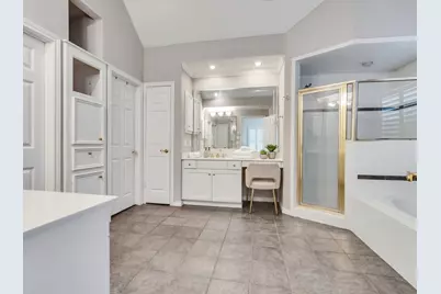 5834 Candlewood Lane, Houston, TX 77057 - Photo 19