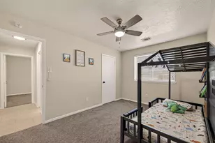 555 Shealy St, Houston, TX 77598 - Photo 21