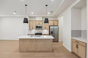 6453 Rena St, Houston, TX 77092 - Photo 5