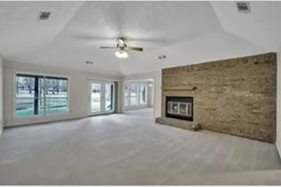 109 Hiwon Drive, Conroe, TX 77304 - Photo 27