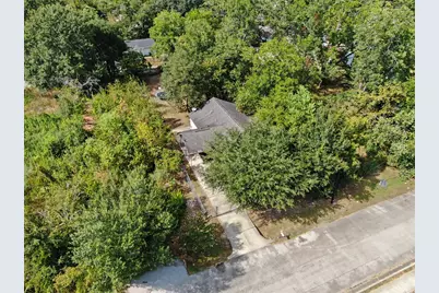 704 Dr Martin Luther King Jr Place N, Conroe, TX 77301 - Photo 19