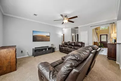 8522 E Highlands Crossing, Highlands, TX 77562 - Photo 7