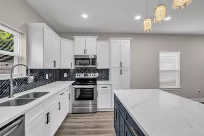 8529 Dosia Street #A, Houston, TX 77051 - Photo 9