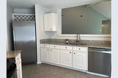 2703 Hot Springs Drive, Pearland, TX 77584 - Photo 9