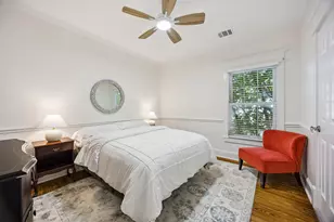 216 E 26th St, Houston, TX 77008 - Photo 17