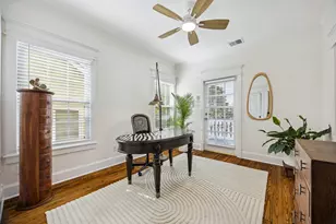 216 E 26th St, Houston, TX 77008 - Photo 17